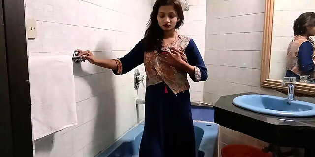 amateur,brunette,hd,indian,indian teen,sex,shower,softcore,teen,voyeur