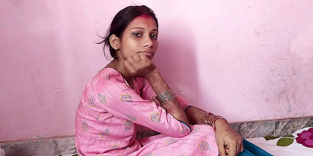 Enjoy Free Streaming Newly Married Bhabhi Happy By Licking Pussy And Fucking ! Hindi Audio 9:47 xxx Sex Video & Movies