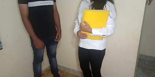 Enjoy Free Streaming To Increase The Salary, The Secretary Fucks The Boss In The Office Bathroom! In Dirty Hindi Voice 11:43 xxx Sex Video & Movies